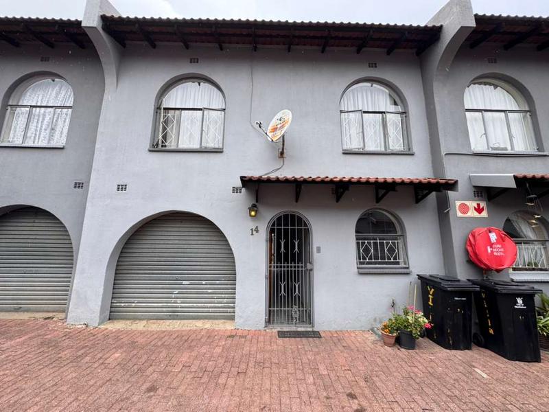 3 Bedroom Property for Sale in Verwoerdpark Gauteng