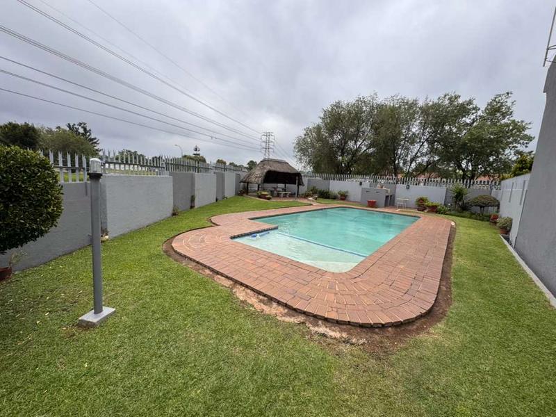 3 Bedroom Property for Sale in Verwoerdpark Gauteng