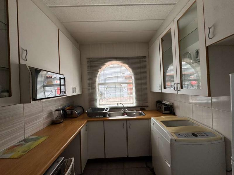 3 Bedroom Property for Sale in Verwoerdpark Gauteng