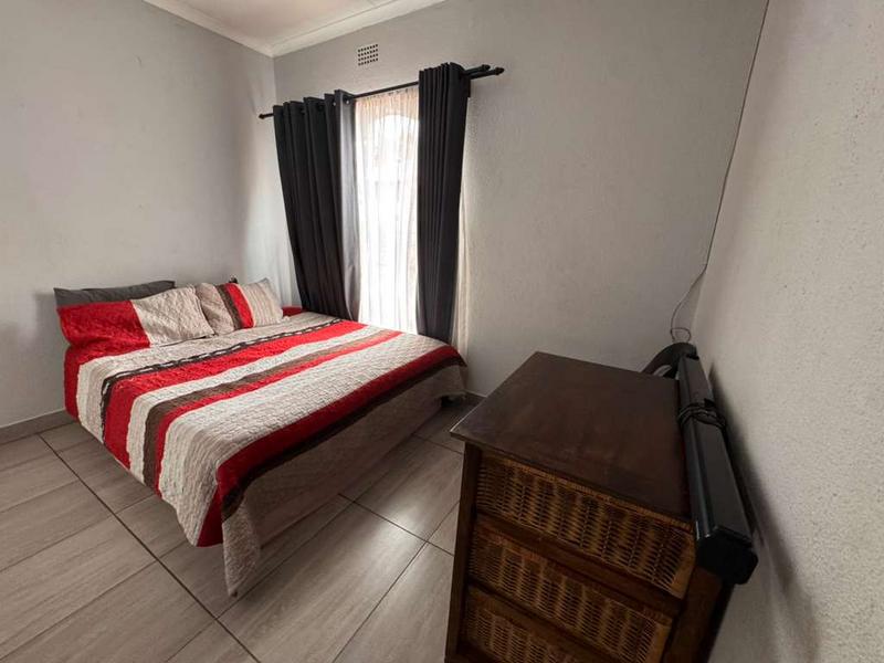 3 Bedroom Property for Sale in Verwoerdpark Gauteng