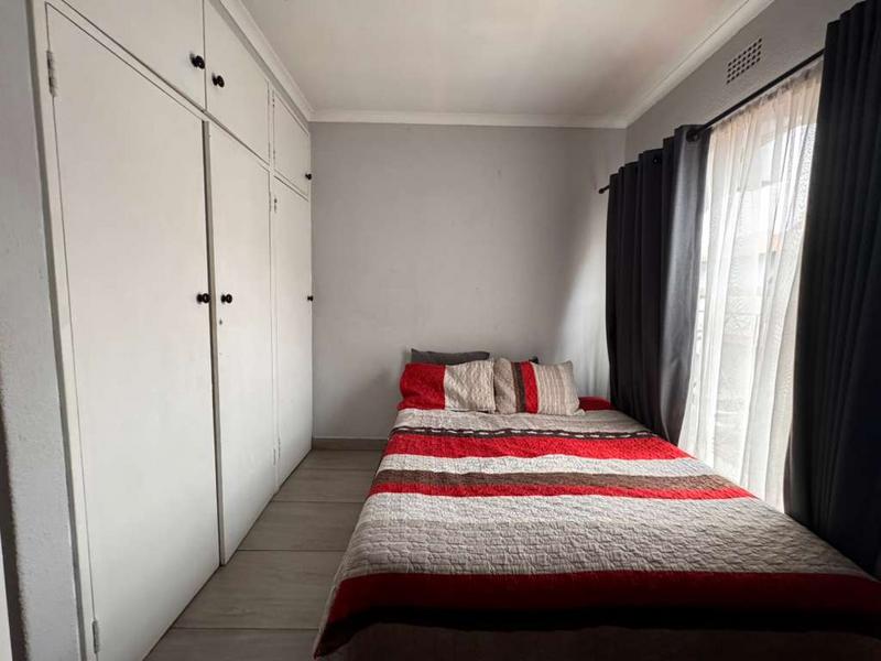 3 Bedroom Property for Sale in Verwoerdpark Gauteng