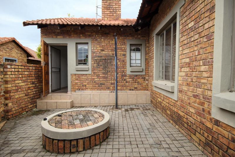 3 Bedroom Property for Sale in Thatchfield Gauteng