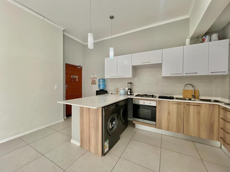 To Let 1 Bedroom Property for Rent in Modderfontein Gauteng