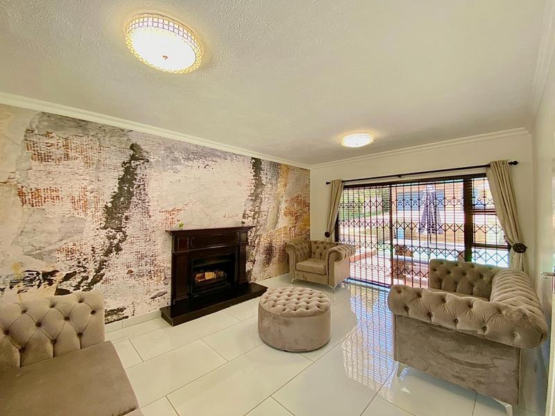 3 Bedroom Property for Sale in Allens Nek Gauteng