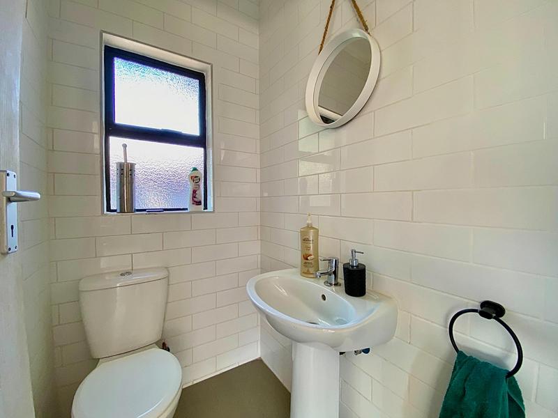 3 Bedroom Property for Sale in Allens Nek Gauteng