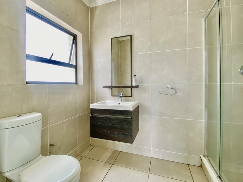 2 Bedroom Property for Sale in Petervale Gauteng