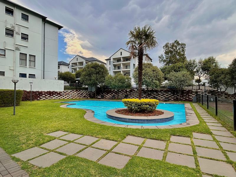 2 Bedroom Property for Sale in Petervale Gauteng