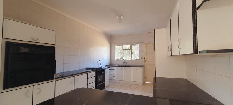 To Let 3 Bedroom Property for Rent in Hillside Gauteng
