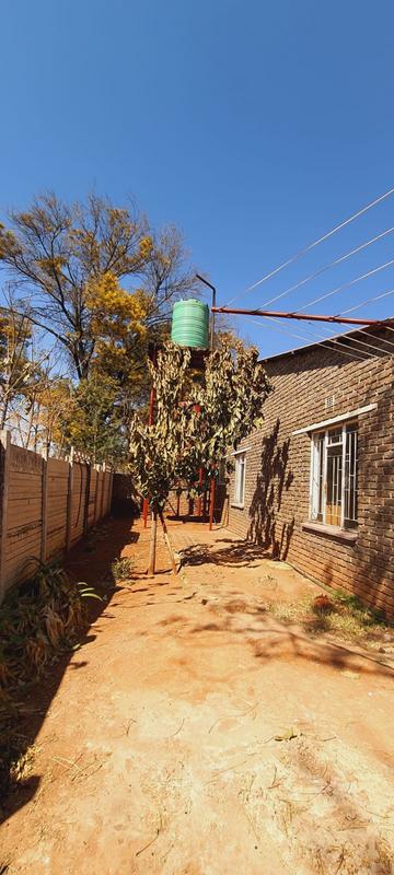 To Let 3 Bedroom Property for Rent in Hillside Gauteng