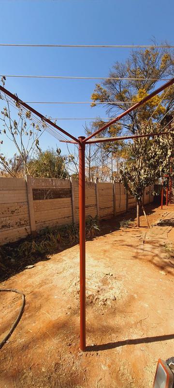 To Let 3 Bedroom Property for Rent in Hillside Gauteng