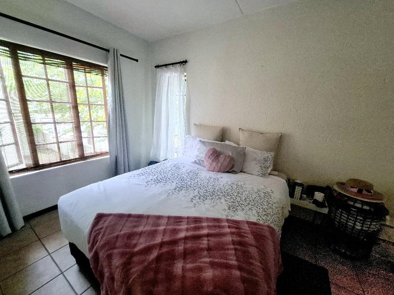 1 Bedroom Property for Sale in Lonehill Gauteng