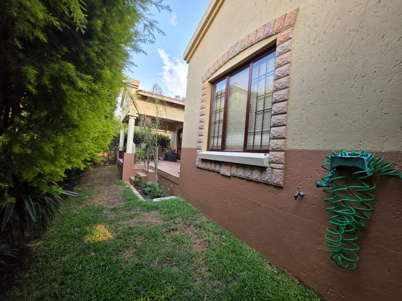 3 Bedroom Property for Sale in Sunninghill Gauteng