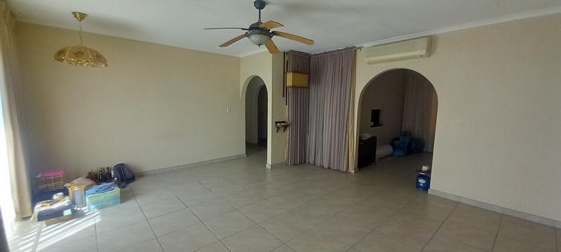 3 Bedroom Property for Sale in Magalieskruin Gauteng