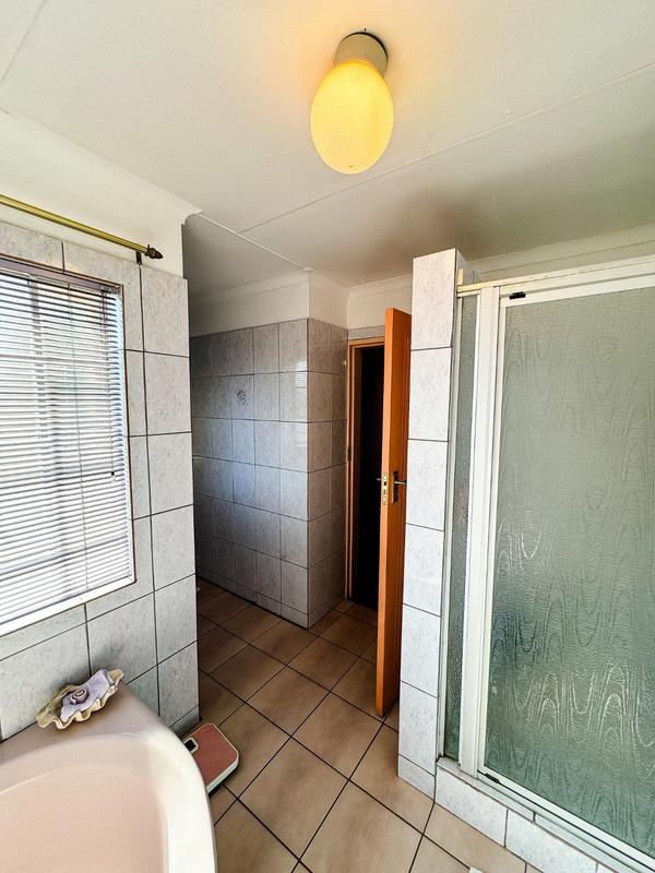 5 Bedroom Property for Sale in Montana Park Gauteng