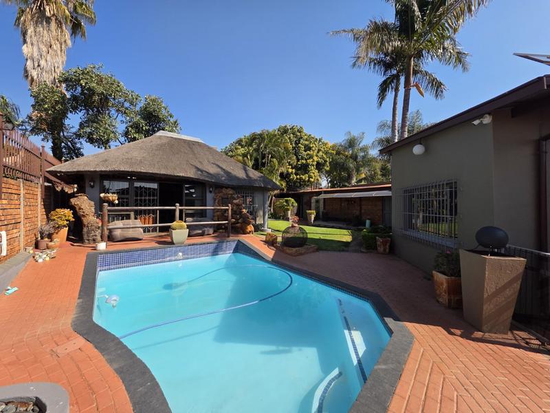 3 Bedroom Property for Sale in Sinoville Gauteng