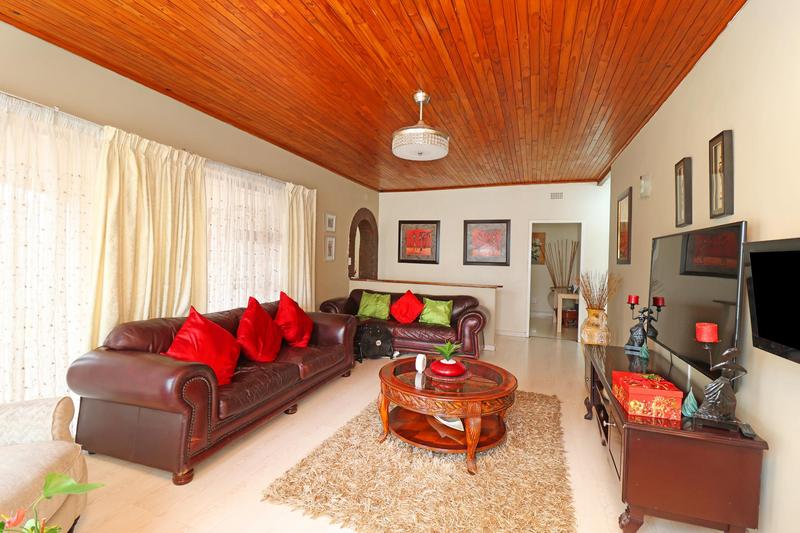 4 Bedroom Property for Sale in Discovery Gauteng