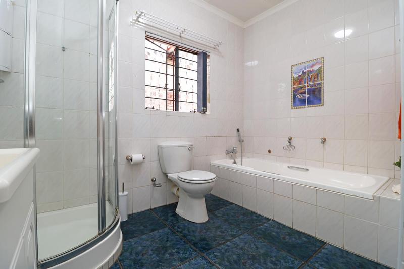 4 Bedroom Property for Sale in Discovery Gauteng