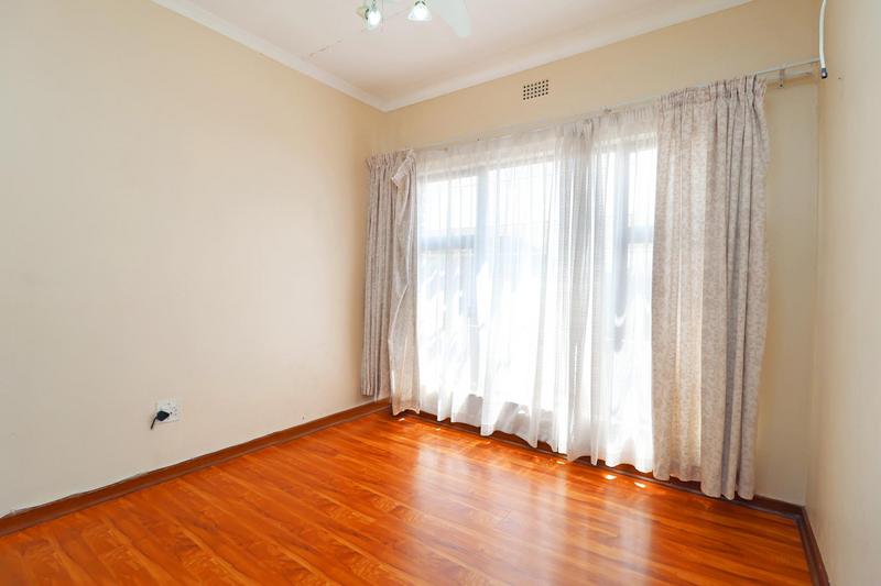 4 Bedroom Property for Sale in Discovery Gauteng