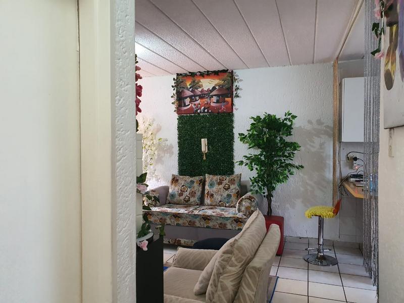 2 Bedroom Property for Sale in Florida Gauteng
