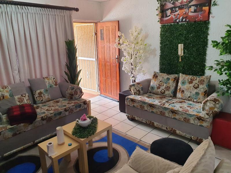 2 Bedroom Property for Sale in Florida Gauteng