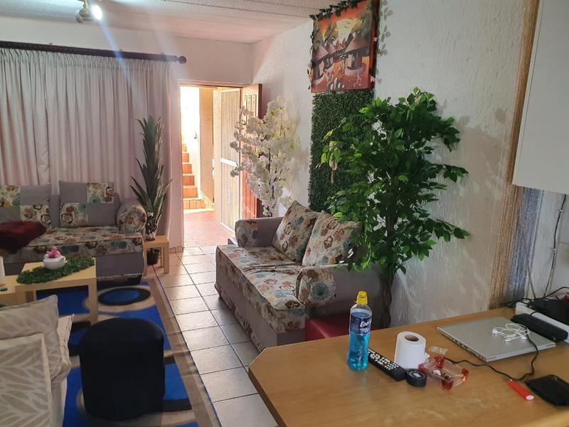 2 Bedroom Property for Sale in Florida Gauteng