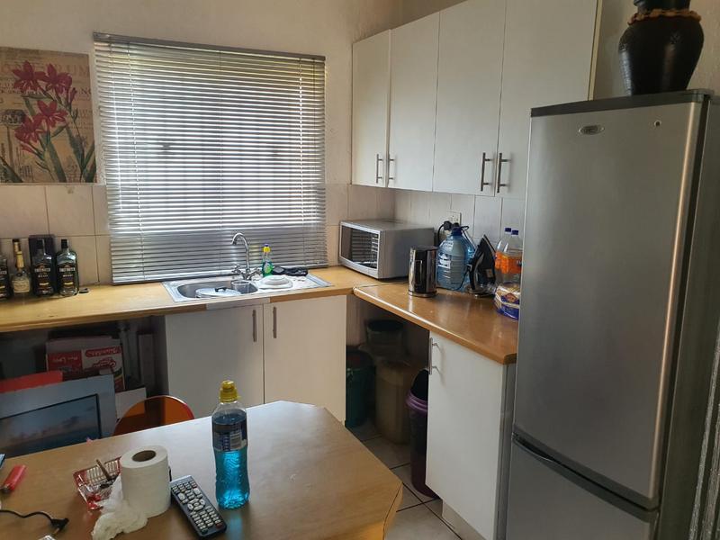 2 Bedroom Property for Sale in Florida Gauteng