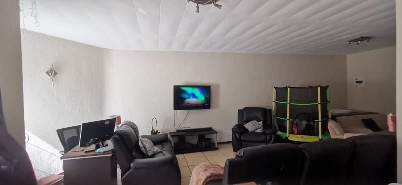 3 Bedroom Property for Sale in Florida Gauteng