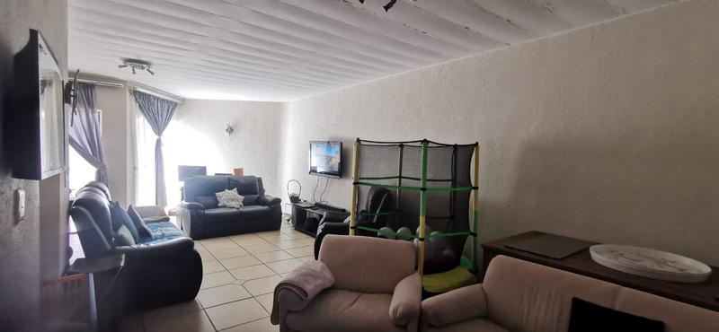 3 Bedroom Property for Sale in Florida Gauteng