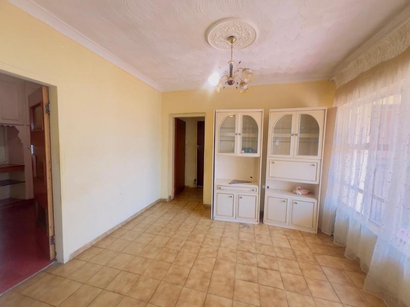 2 Bedroom Property for Sale in Diepkloof Gauteng