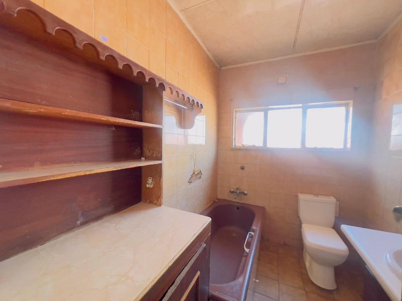 2 Bedroom Property for Sale in Diepkloof Gauteng