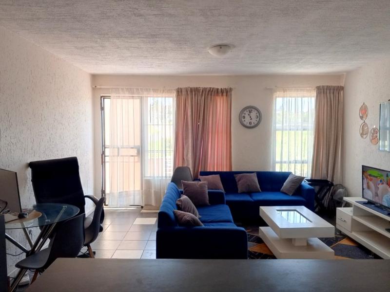 2 Bedroom Property for Sale in Groblerpark Gauteng