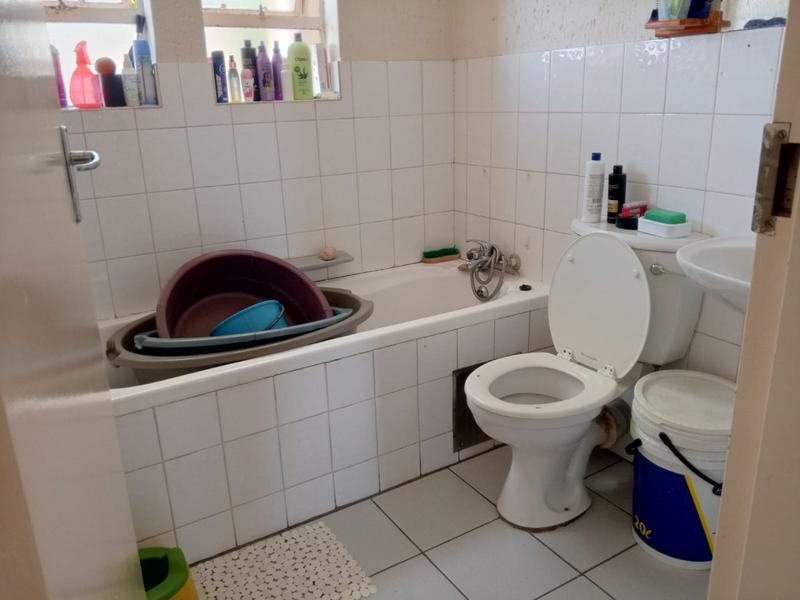 2 Bedroom Property for Sale in Groblerpark Gauteng