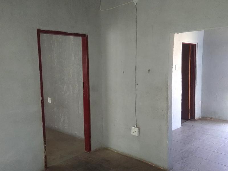 2 Bedroom Property for Sale in Tsakane Gauteng