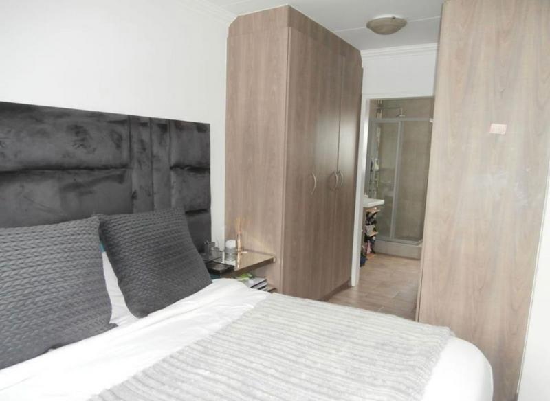 To Let 3 Bedroom Property for Rent in Amberfield Gauteng