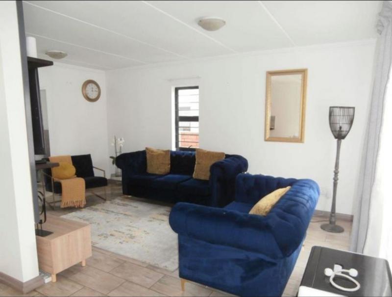 To Let 3 Bedroom Property for Rent in Amberfield Gauteng