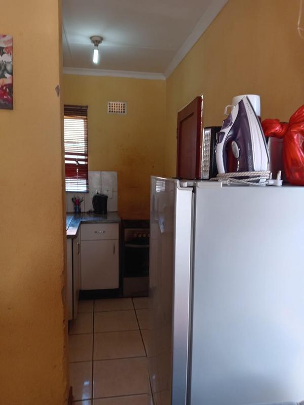 2 Bedroom Property for Sale in Lenasia South Gauteng