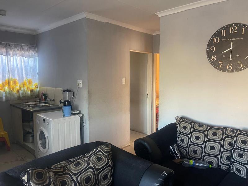 2 Bedroom Property for Sale in Fleurhof Gauteng