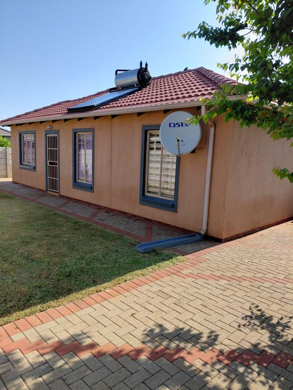 3 Bedroom Property for Sale in Sky City Gauteng