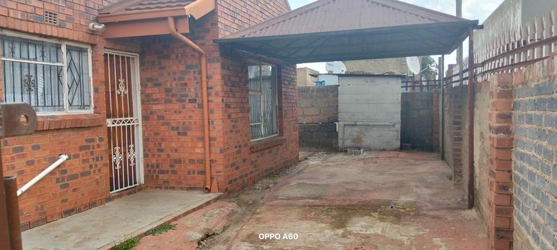 3 Bedroom Property for Sale in Tokoza Gauteng