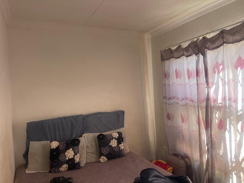 2 Bedroom Property for Sale in Fleurhof Gauteng