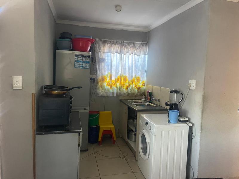 2 Bedroom Property for Sale in Fleurhof Gauteng
