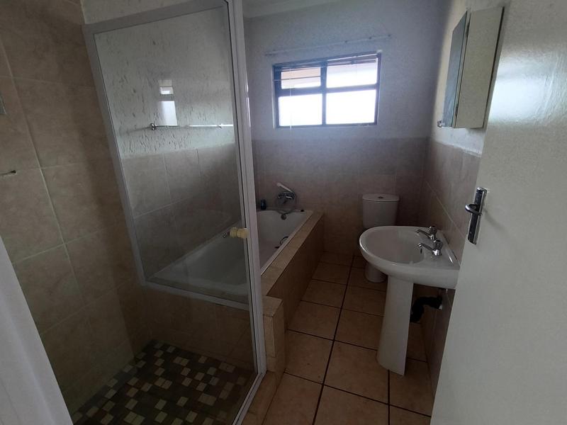 2 Bedroom Property for Sale in Eveleigh Gauteng