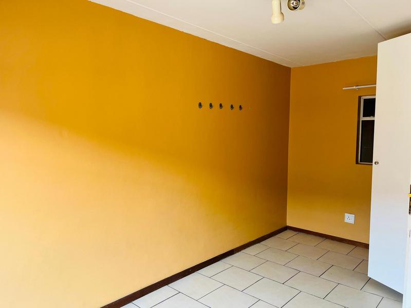 2 Bedroom Property for Sale in Braamfontein Gauteng