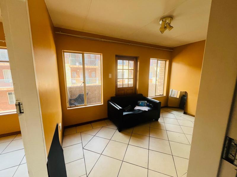 2 Bedroom Property for Sale in Braamfontein Gauteng