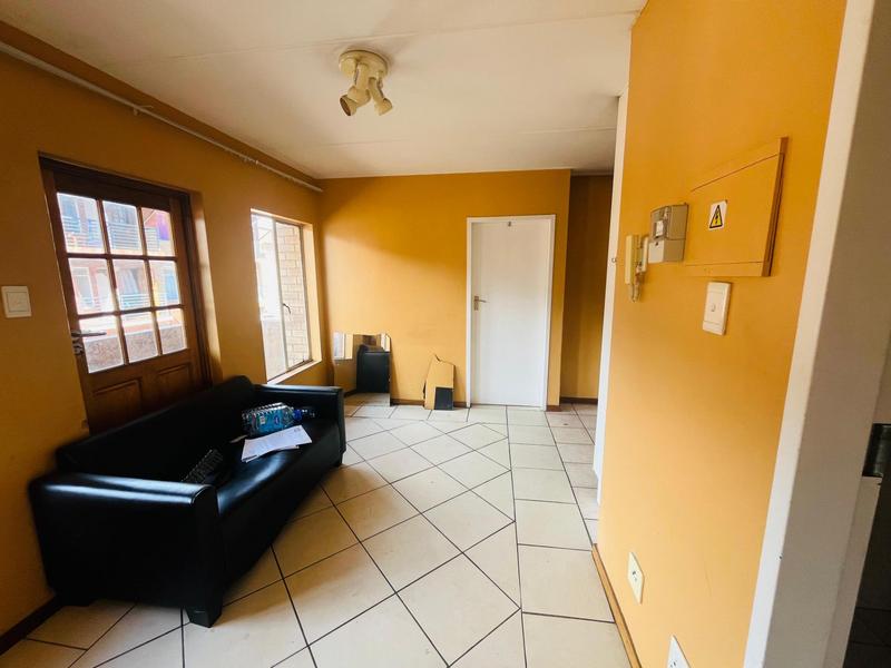 2 Bedroom Property for Sale in Braamfontein Gauteng