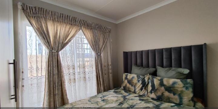 2 Bedroom Property for Sale in Alliance Gauteng