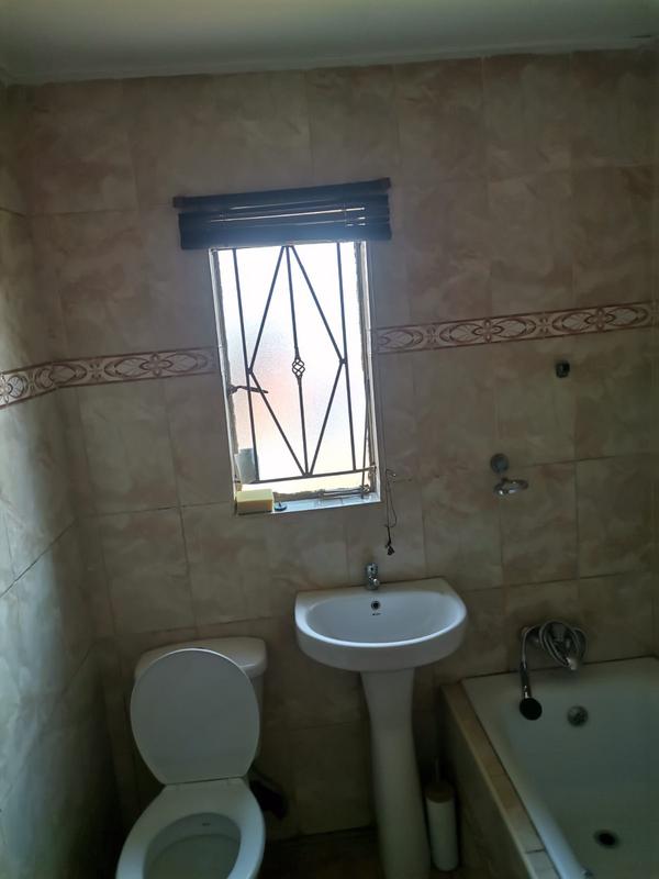 3 Bedroom Property for Sale in Protea Glen Gauteng