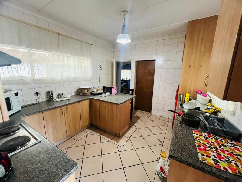 4 Bedroom Property for Sale in Birchleigh Gauteng