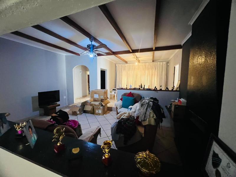 4 Bedroom Property for Sale in Birchleigh Gauteng