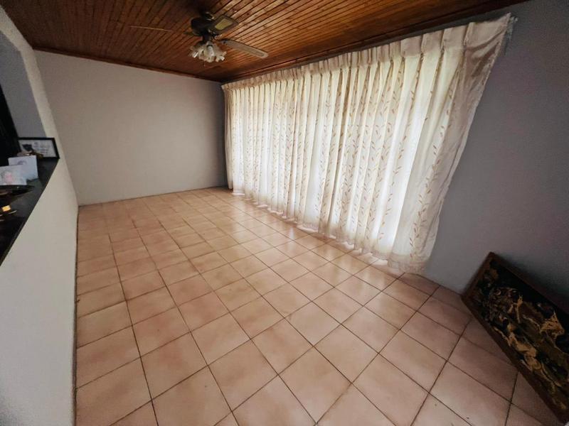 4 Bedroom Property for Sale in Birchleigh Gauteng